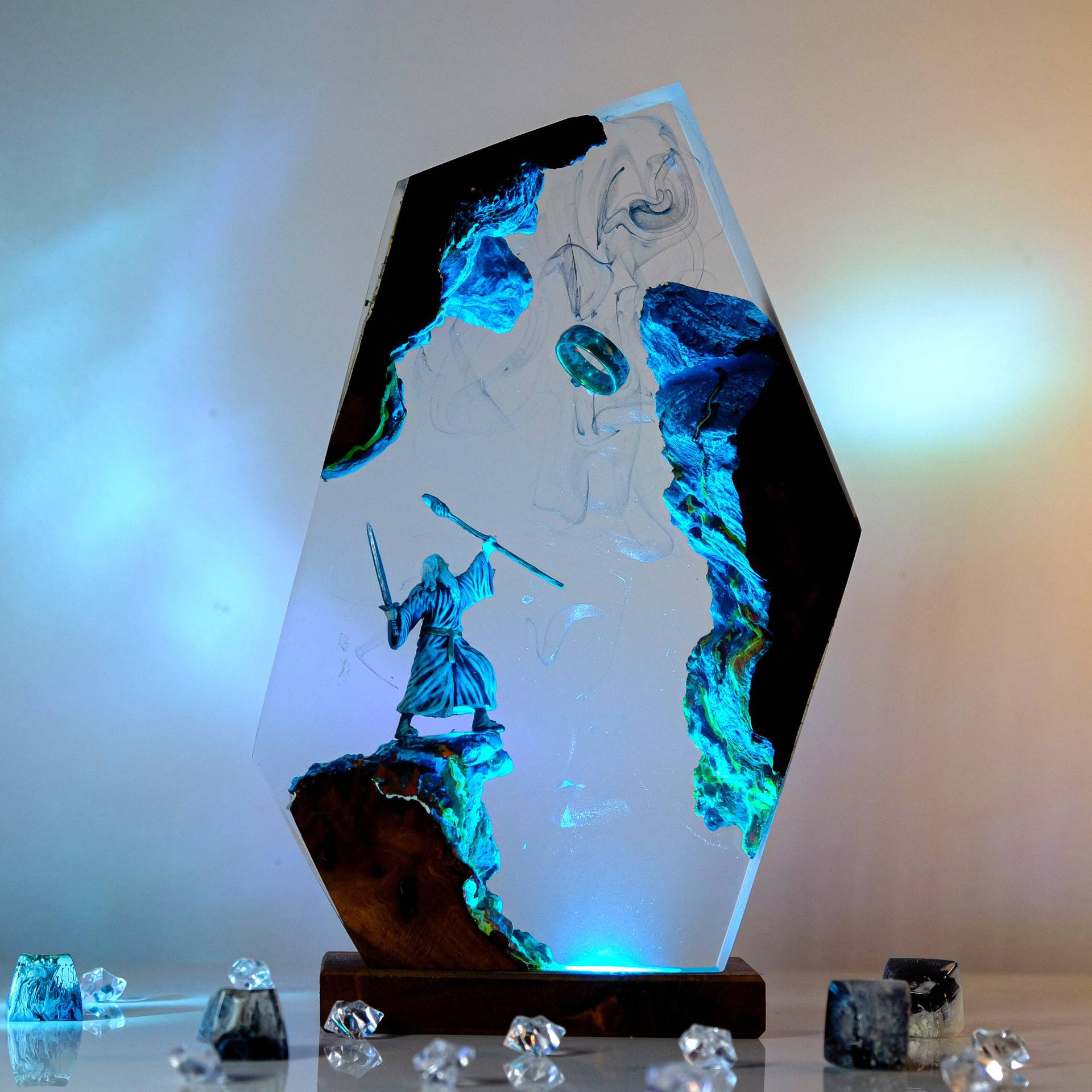 Desk Setup Lamp - Figurka z sceny filmowej, stolik, lampa