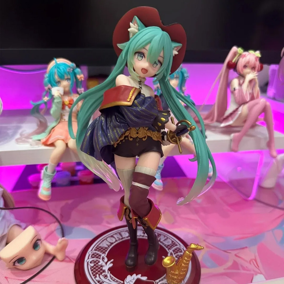 Desk Setup Kawaii - Figurka Hatsune Miku na biurko, urocza